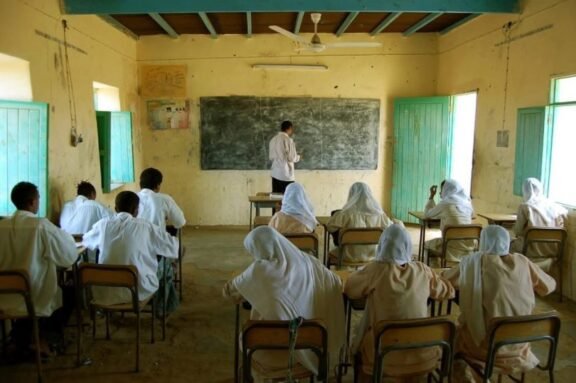 غضب المعلمين يتصاعد في السودان بسبب الرواتب