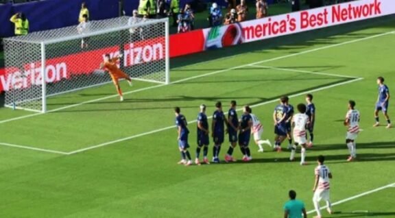 أميركا تكسب البوسنة والهرسك وتعبر إلى ثمن نهائي كأس العالم
